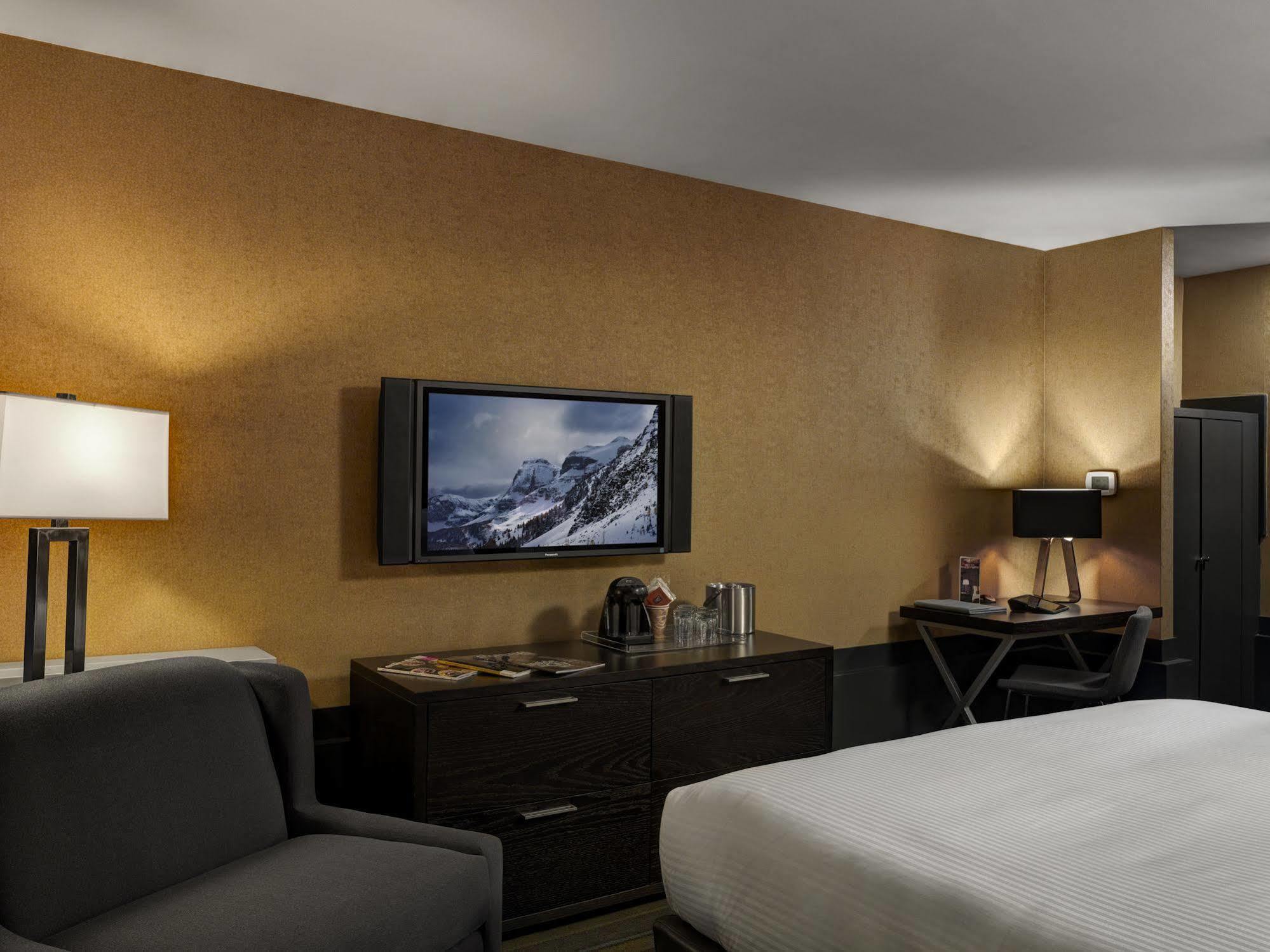 Hotel Arts YYC Exteriér fotografie